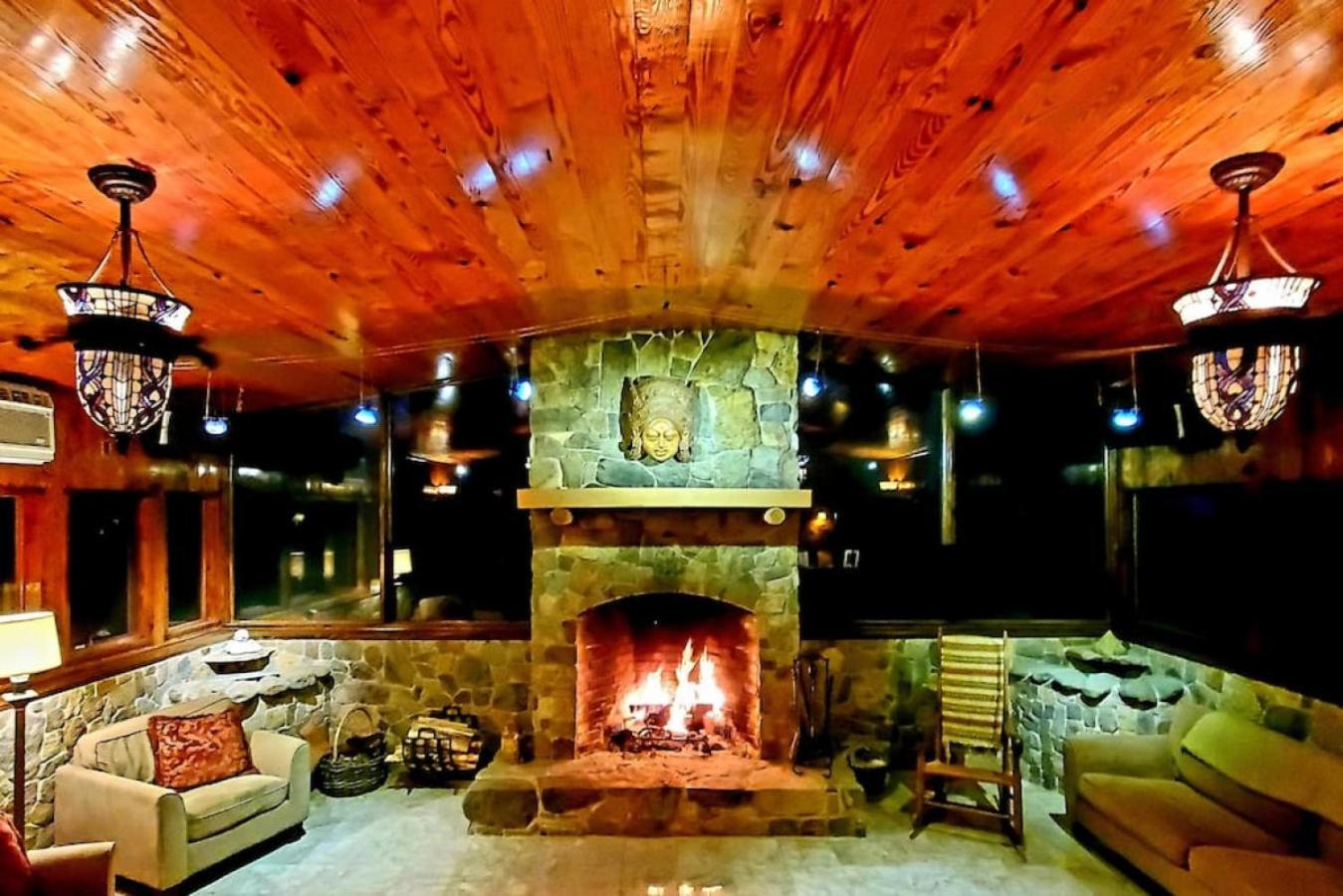 Shire Suite At White Lotus Eco Spa Retreat Stanardsville 외부 사진