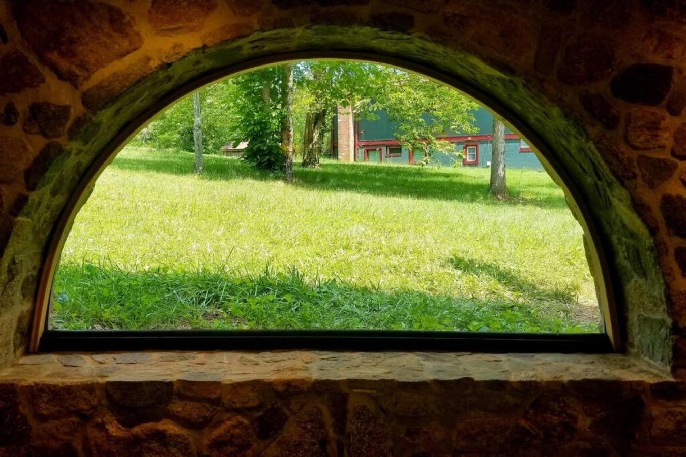 Shire Suite At White Lotus Eco Spa Retreat Stanardsville 외부 사진